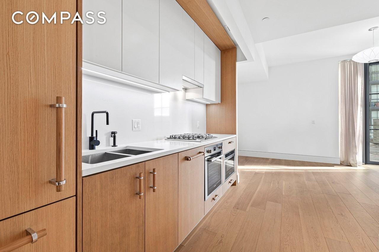 2218 Jackson Ave #209 - Photo 3 of 14