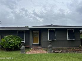 135 Oakcrest Dr - Photo 1 of 1