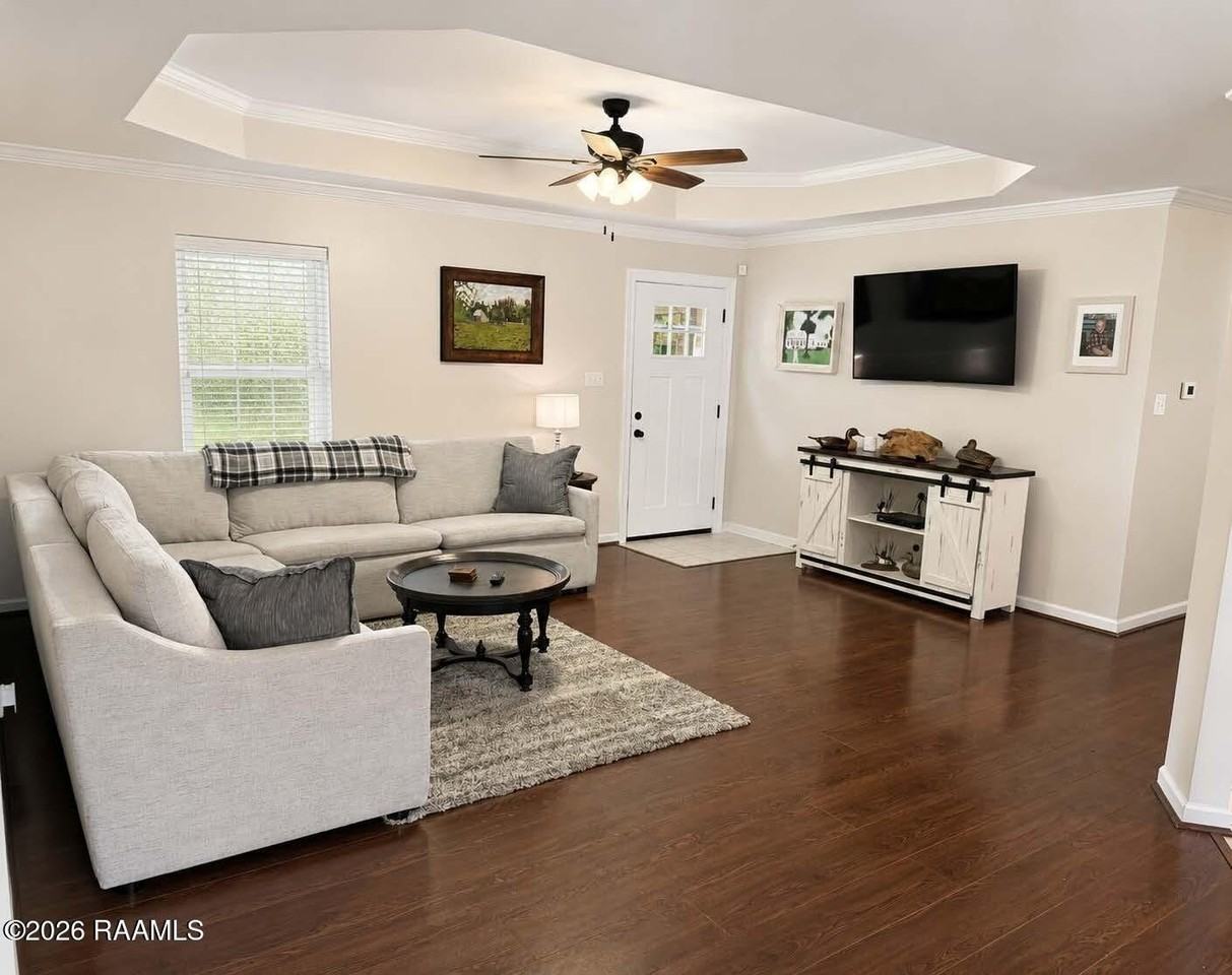 740 S Belle Cir - Photo 2 of 14