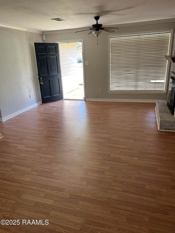 25842 Shadow Brook Ave - Photo 2 of 6