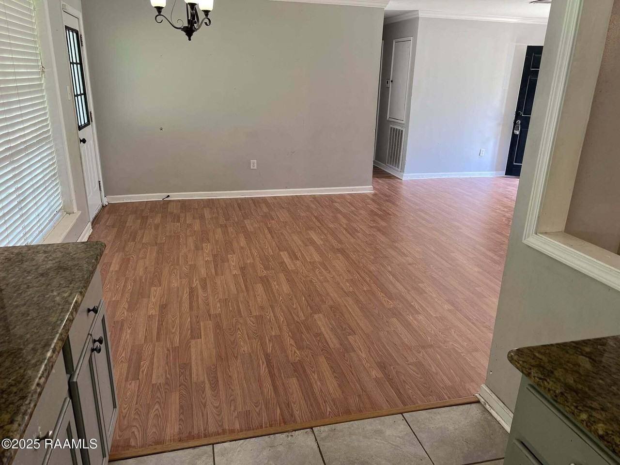 25842 Shadow Brook Ave - Photo 4 of 6
