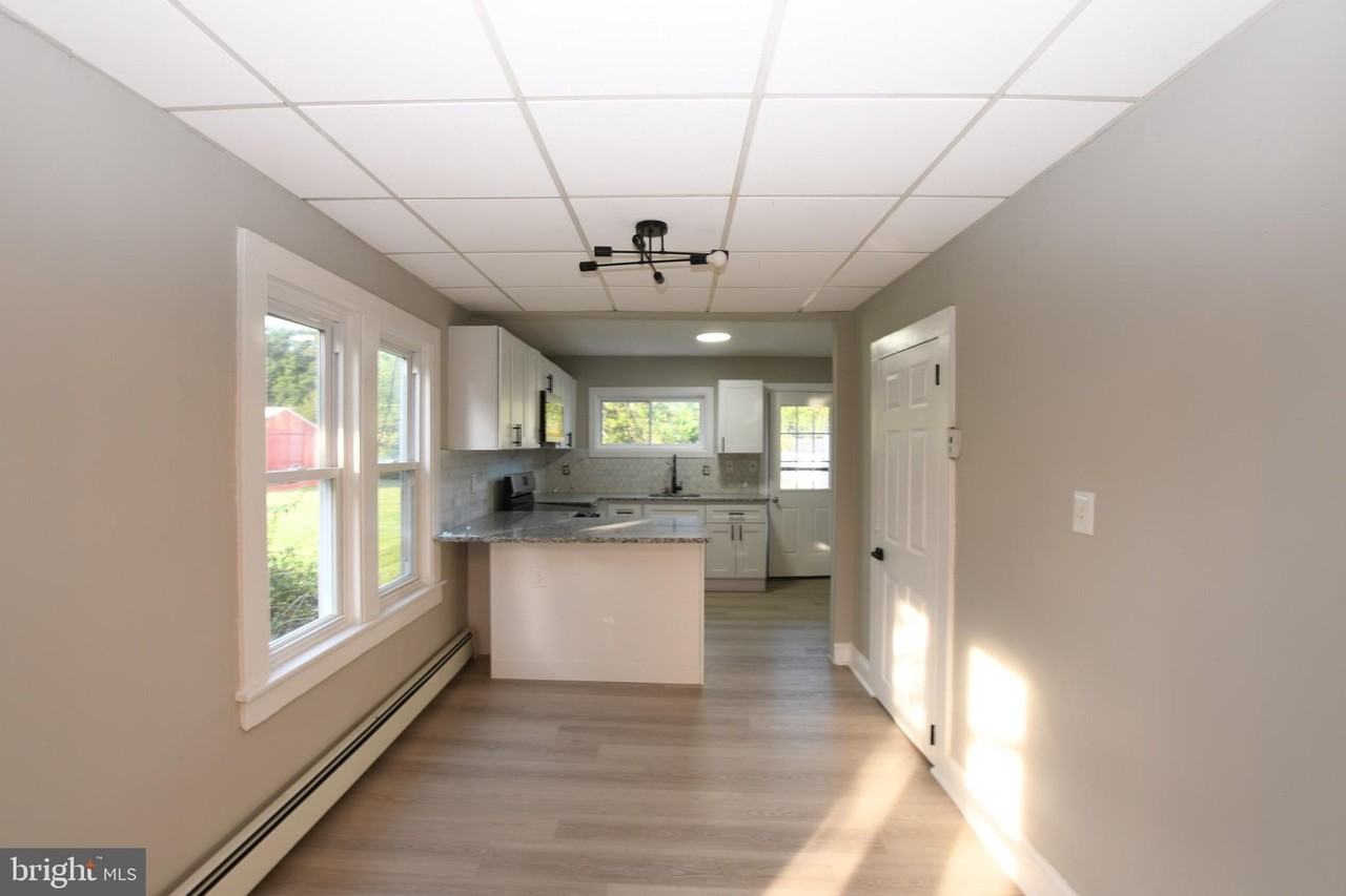 14 Delaware Ave - Photo 6 of 15