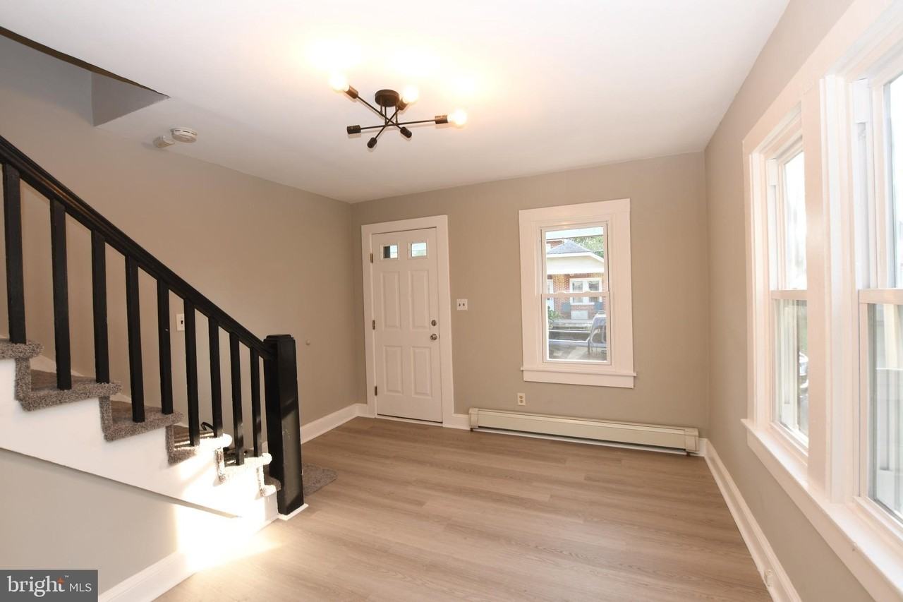 14 Delaware Ave - Photo 7 of 15