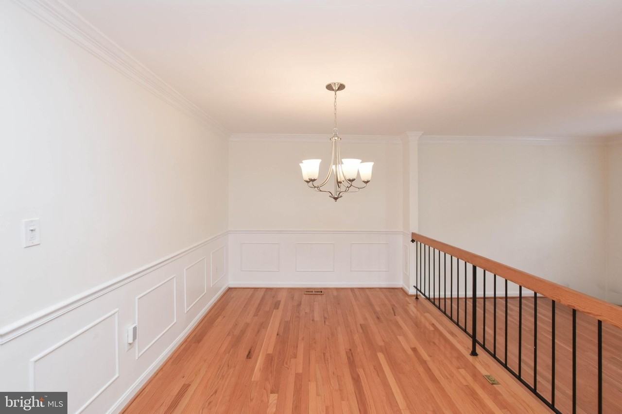 5843 Wye Oak Commons Ct #39 - Photo 6 of 29