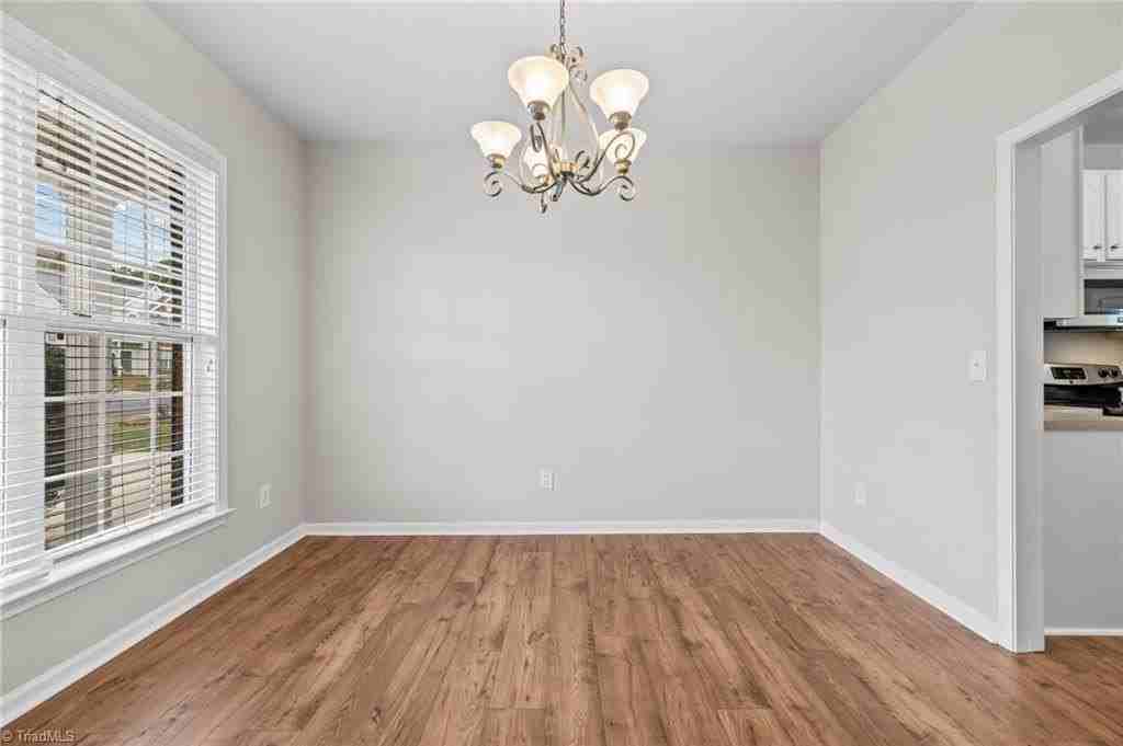 4808 Pine Glen Ct - Photo 6 of 39