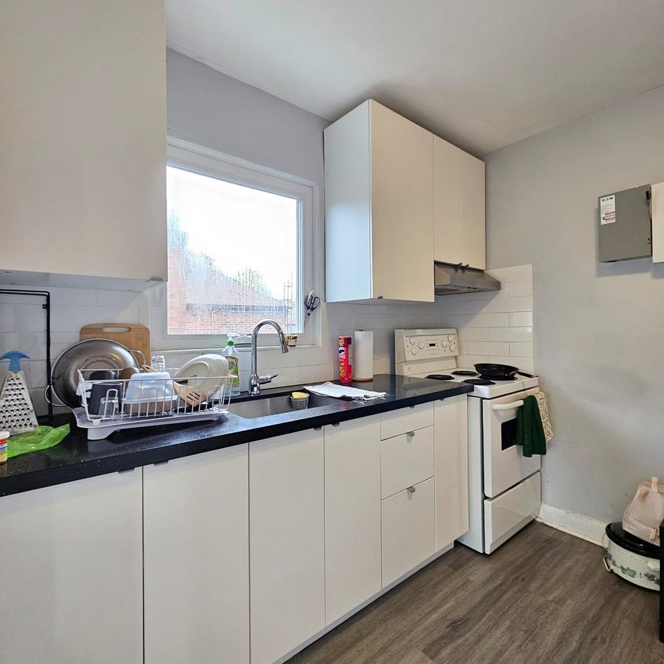 569 Oakwood Avenue #1 - Photo 2 of 12