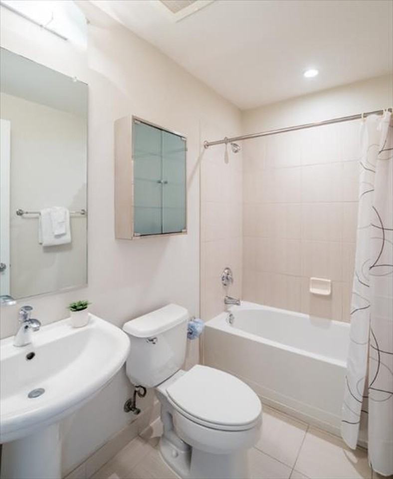 1456 H St Nw #1054446P - Photo 2 of 25