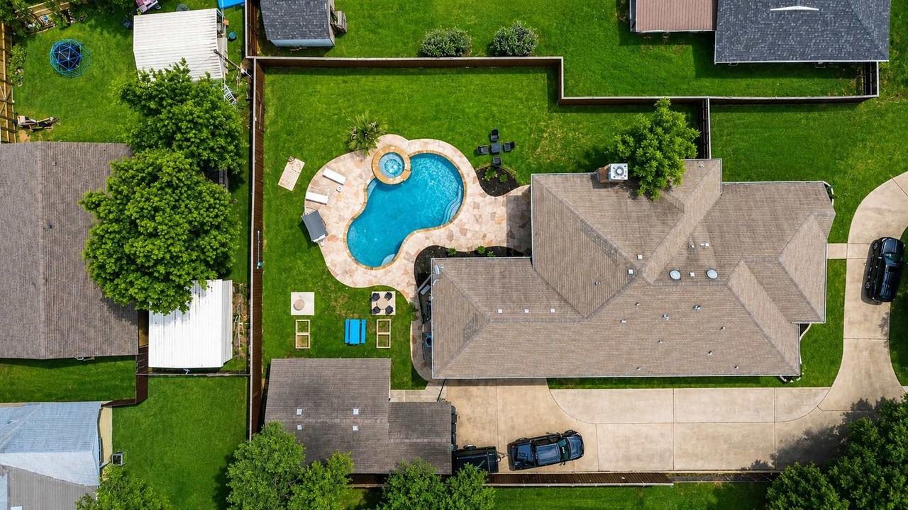 913 Tipton Rd #1056389P - Photo 4 of 50
