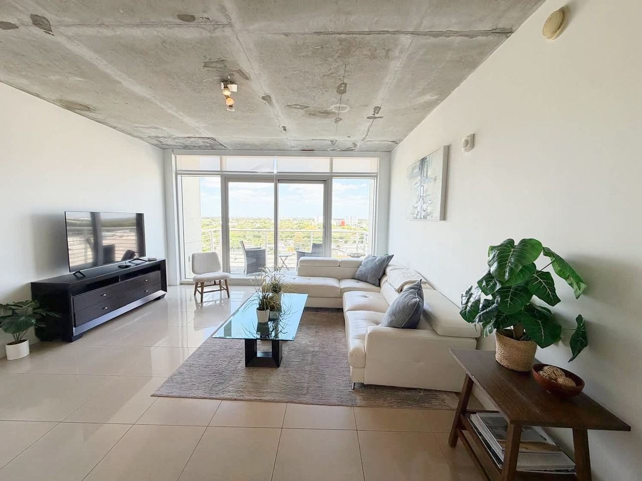 3250 Ne 1st Ave #1520185P - Photo 3 of 16
