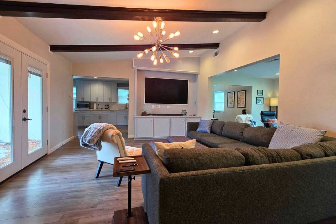 1810 San Sebastian Ln #1521758P - Photo 7 of 50