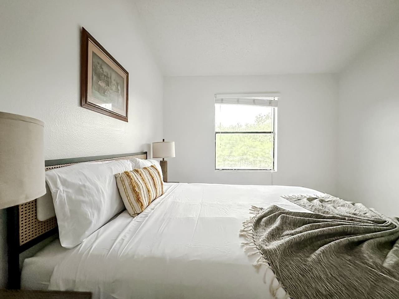 1071 Clayton Ln #1534926P - Photo 4 of 23