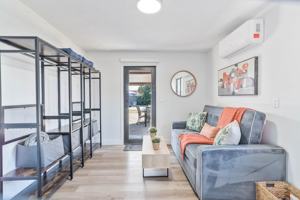 featured image of 640 Nw 3rd Ct