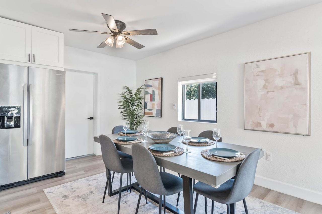 640 Nw 3rd Ct #1542520P - Photo 4 of 31