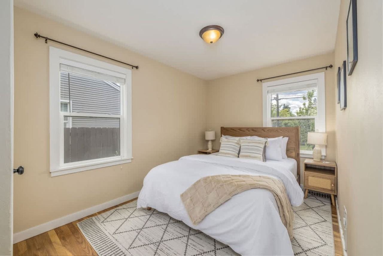 1328 E Pennsylvania Ave #1542961P - Photo 7 of 17