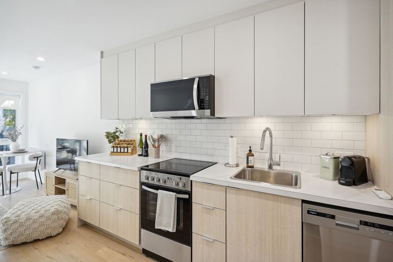 2118 Rue Bercy - Photo 4 of 11