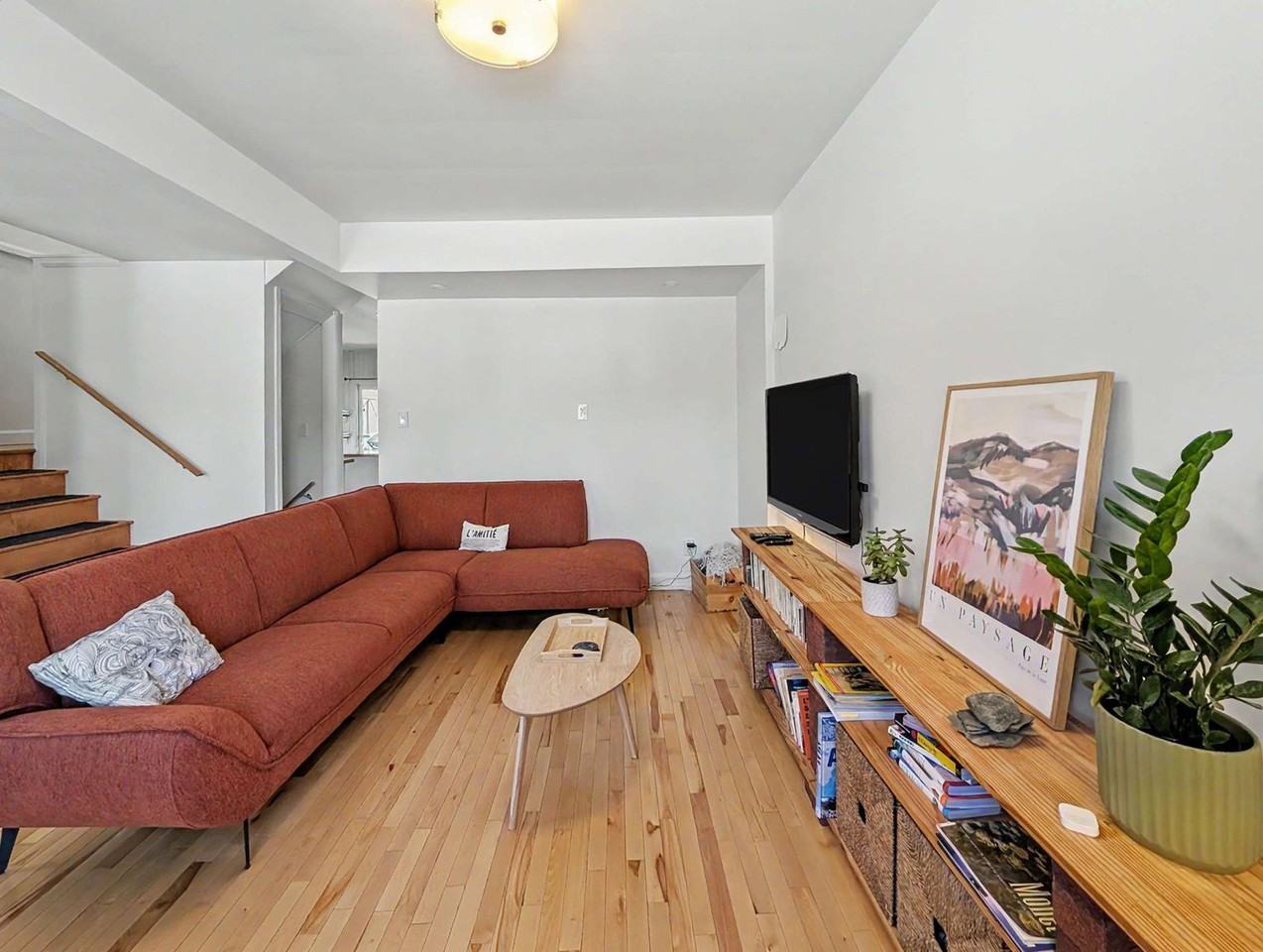 159 Rue Murray #1543121P - Photo 3 of 26