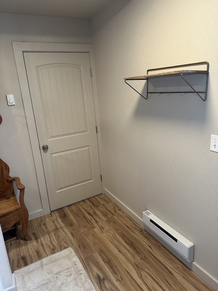 216 S California St #1 - Photo 4 of 11