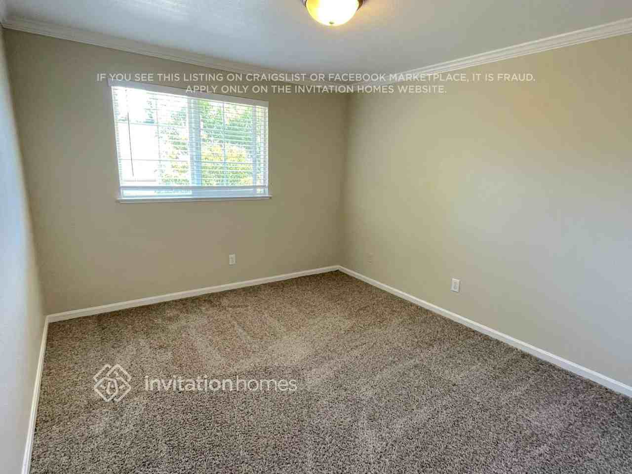 2828 Tiffany West Way - Photo 5 of 13