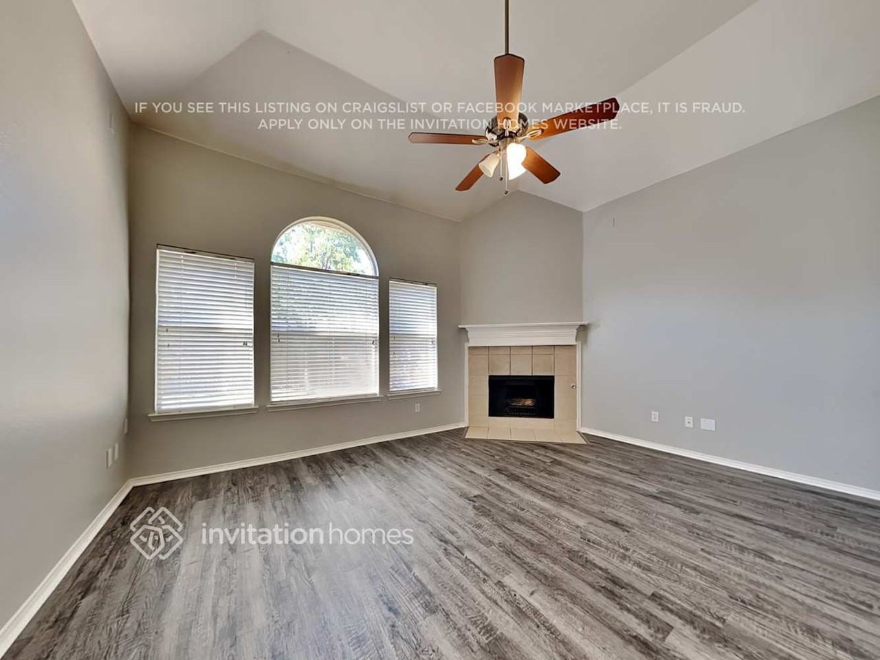 5641 Norris Dr - Photo 4 of 16