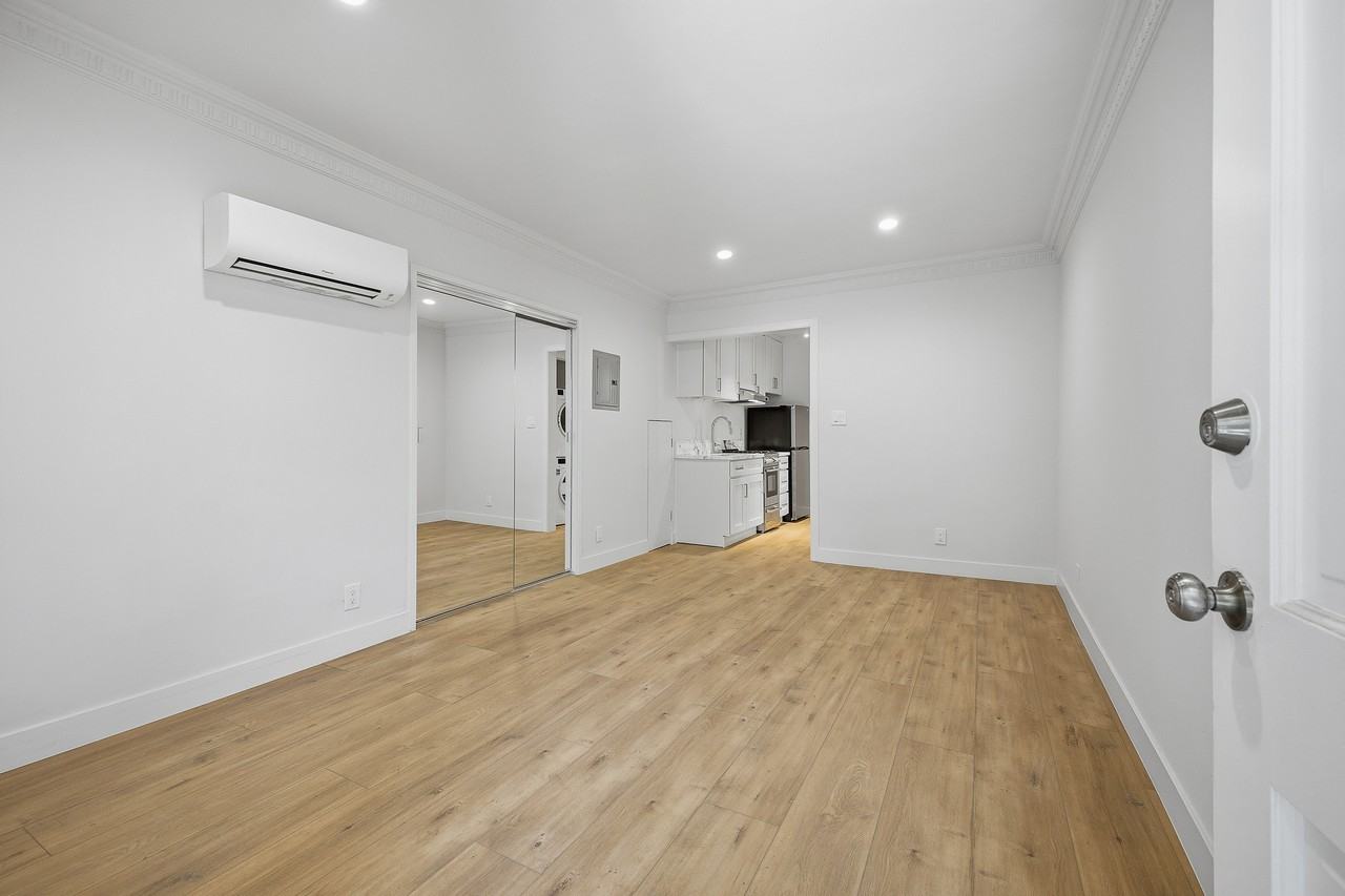 852 Westmoreland Avenue - Photo 3 of 12