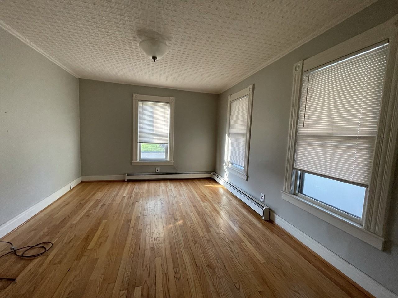 84 Bridge St #1 - Photo 6 of 7