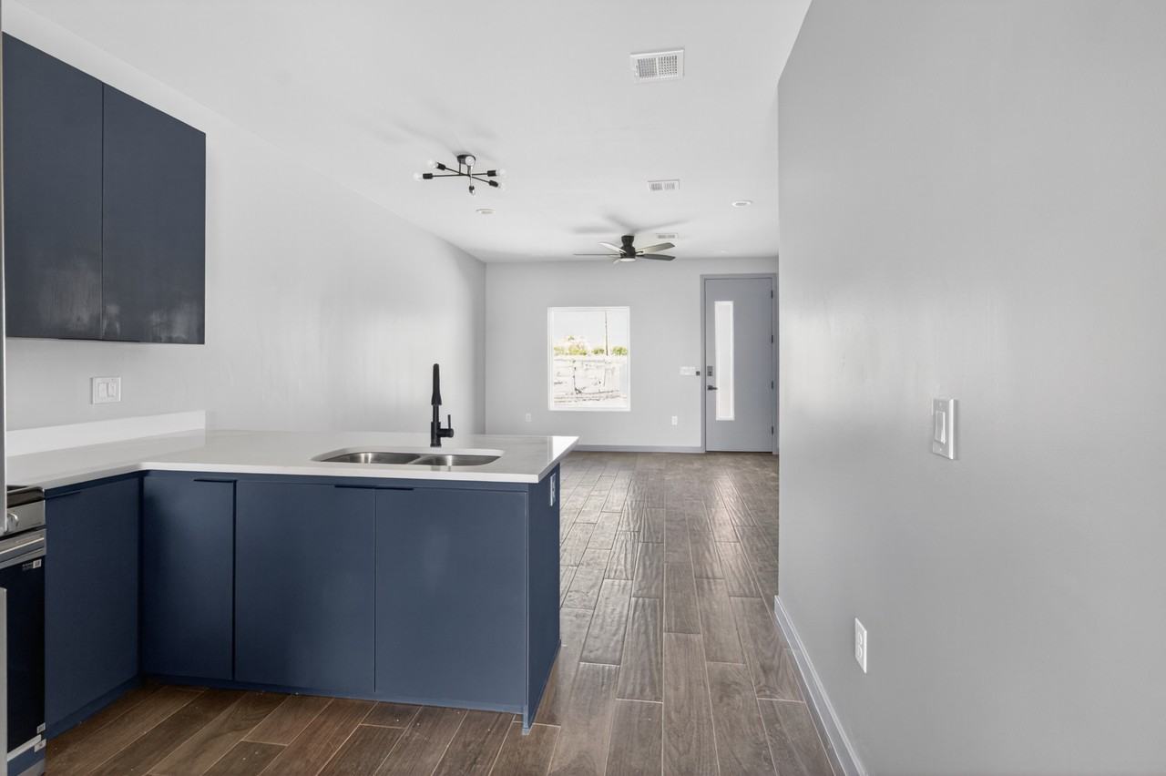 155D Colina Pl #D1 - Photo 3 of 14