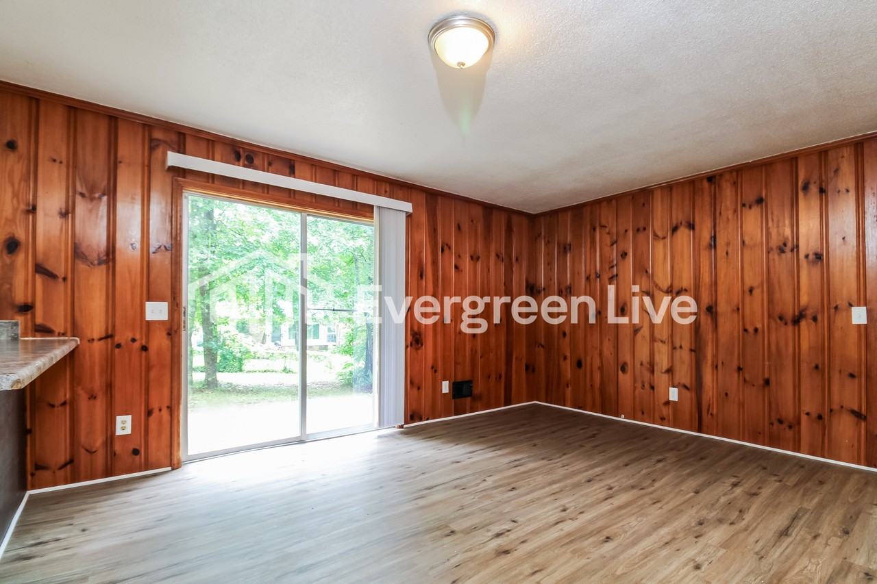 4707 Misty Vale Ln - Photo 3 of 15