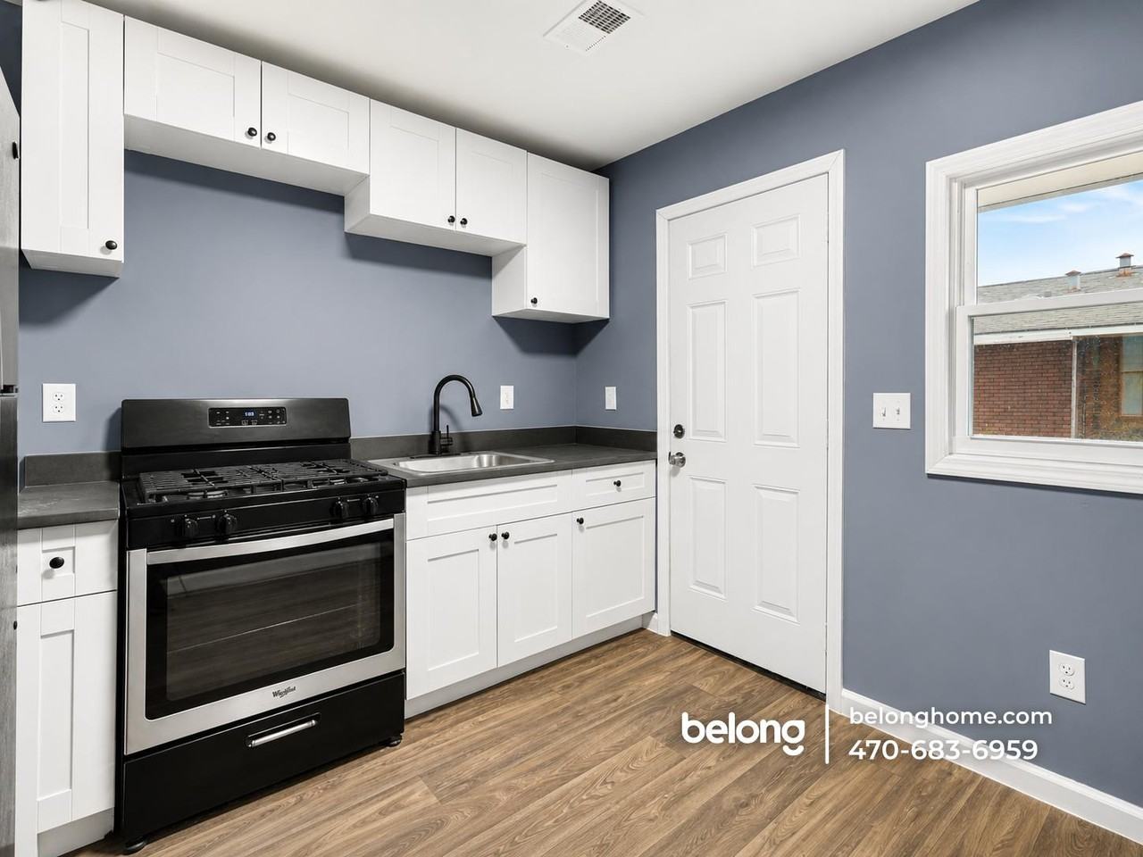 3213 Lee St #1 - Photo 2 of 16