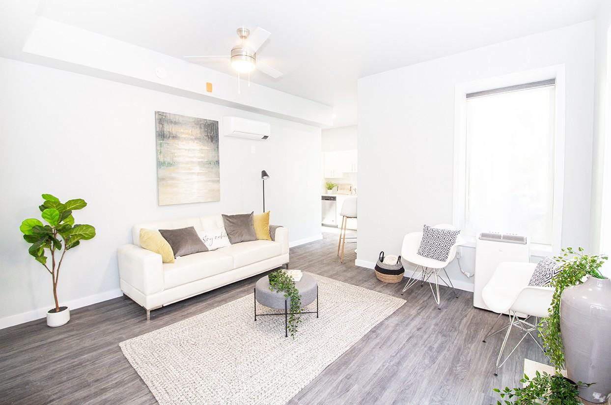 753 Wolseley Avenue - Photo 2 of 18