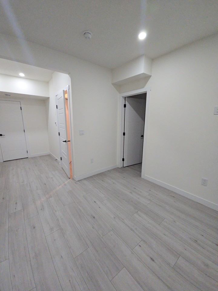 601 Corner Meadows Way NE - Photo 5 of 12