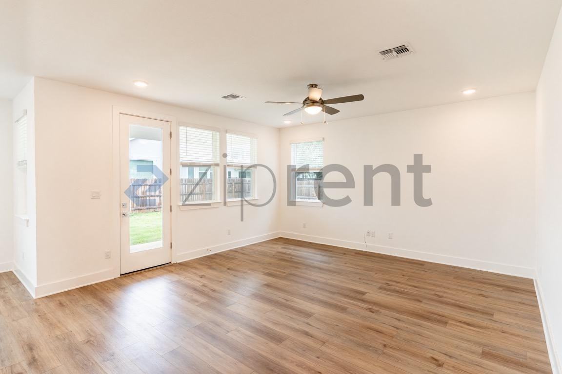 1009 Chapote Ter - Photo 4 of 26