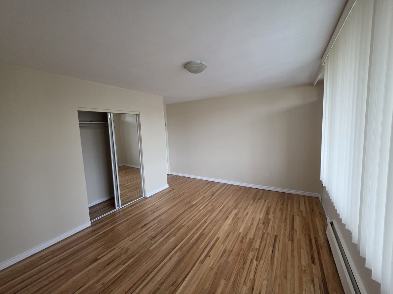 225 Royal Avenue - Photo 3 of 9