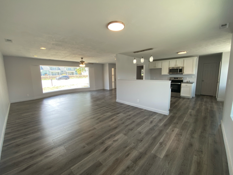 11693 S Redwood Rd #UP