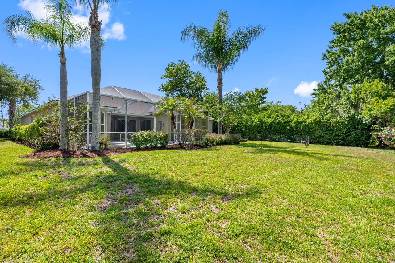 21107 Bircholm Ct - Photo 4 of 50