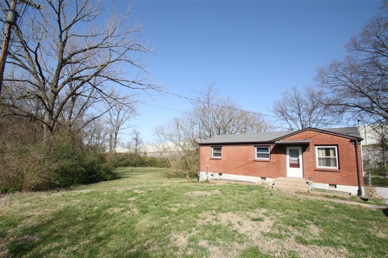 1906 Dabbs Ave - Photo 3 of 23