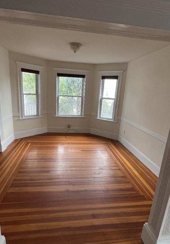 49 Wellington Rd - Photo 5 of 6