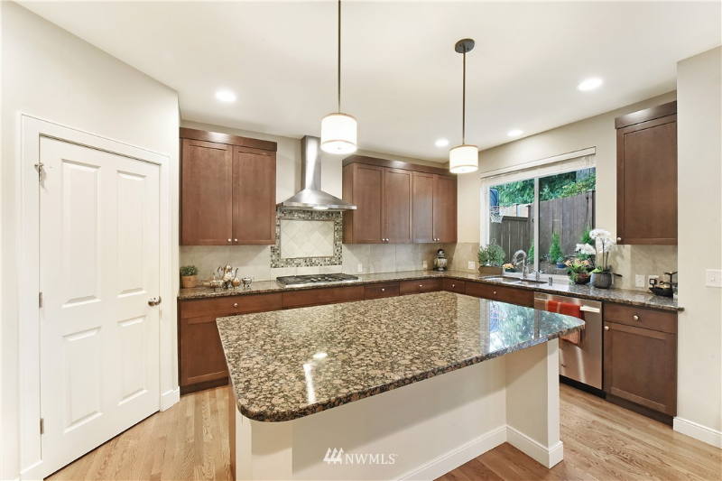 4321 229th Pl Se - Photo 5 of 20