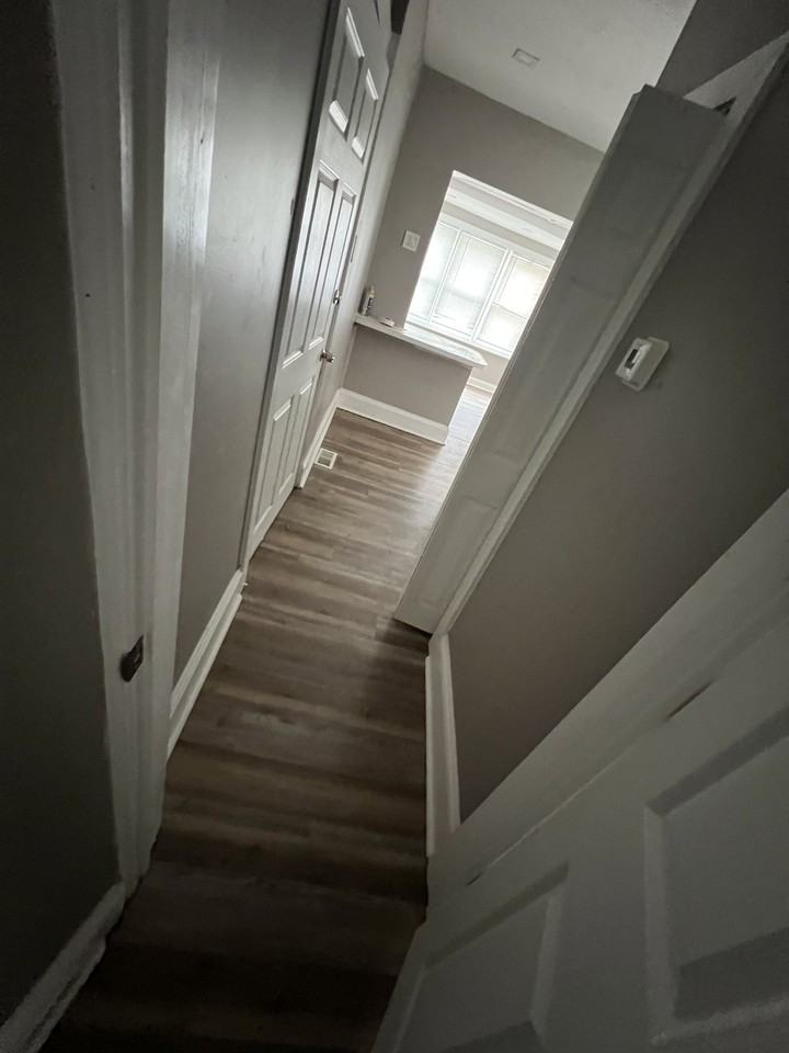 207 Macdade Blvd #1 - Photo 4 of 8