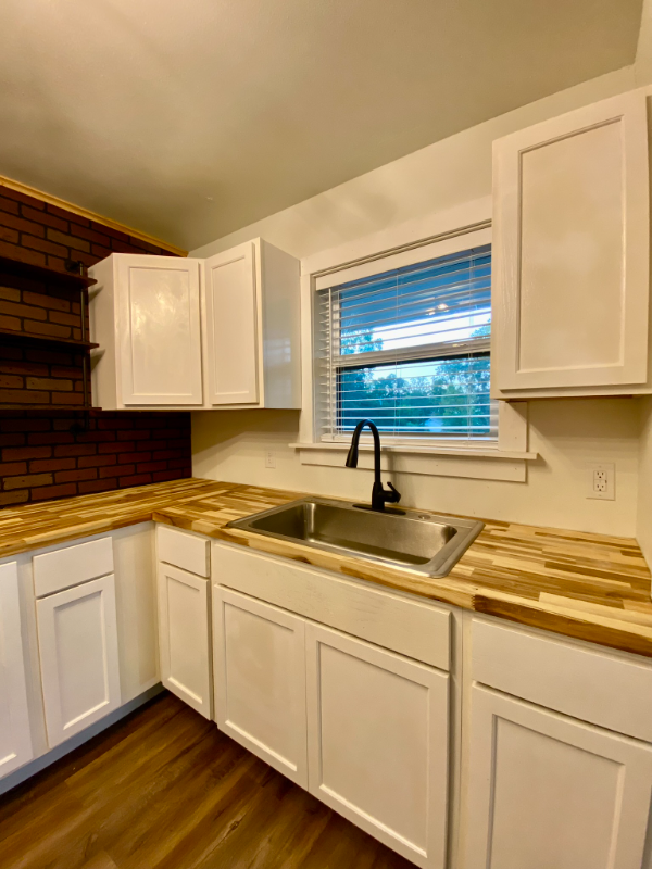 1922 Banita St #2 - Photo 5 of 12