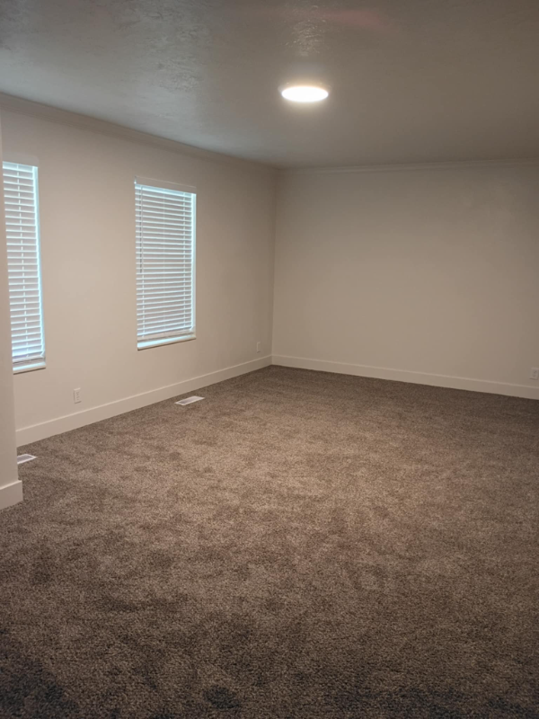 1760 Ne - Photo 5 of 8