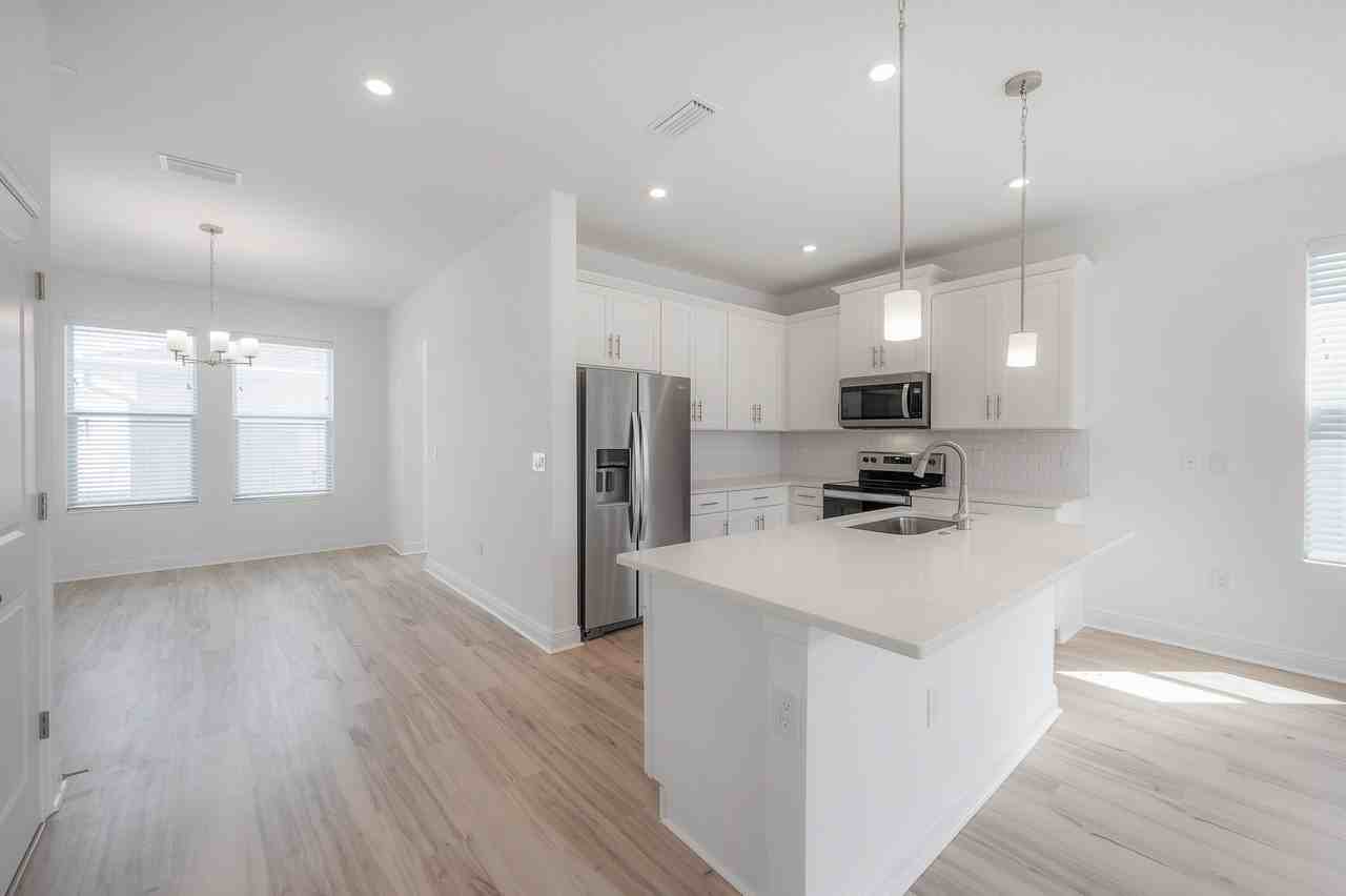 2703 W Fig St #1 - Photo 7 of 20