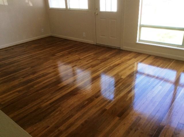 10201 Gourock Dr - Photo 3 of 7