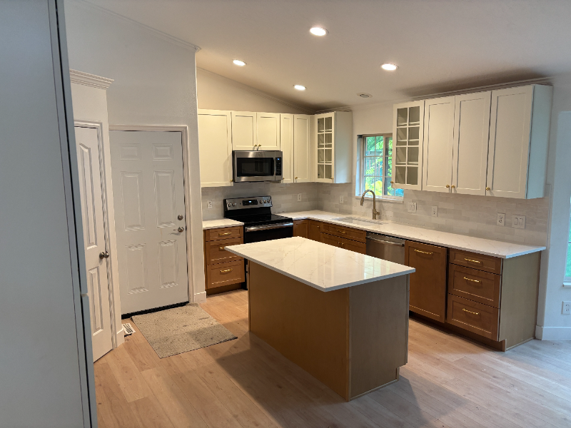 504 Nw - Photo 4 of 20