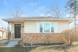 featured image of 4623 N Richardt Ave