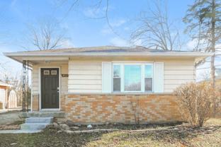 4623 N Richardt Ave - Photo 1 of 1