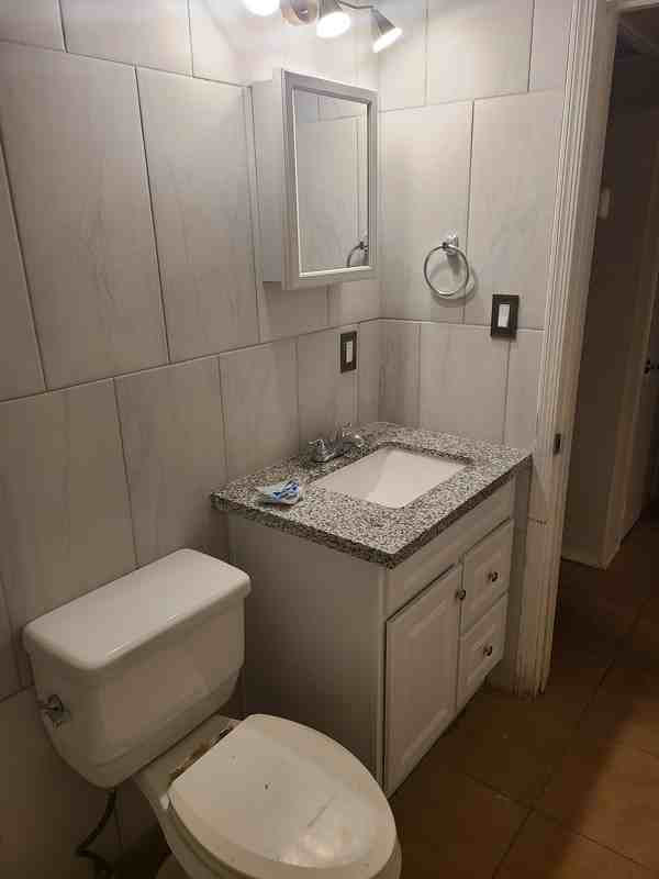 5828 E 35th St - Photo 2 of 6