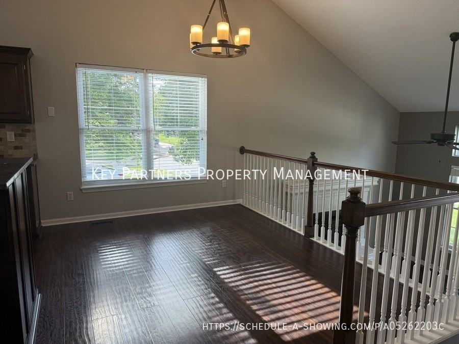 16409 W 157th Ter - Photo 5 of 27