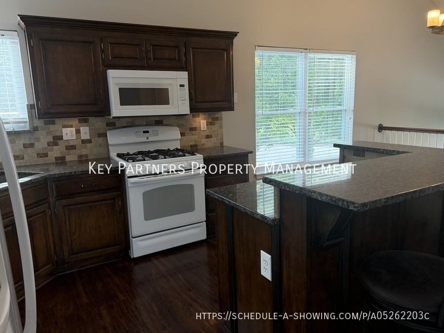 16409 W 157th Ter - Photo 6 of 27