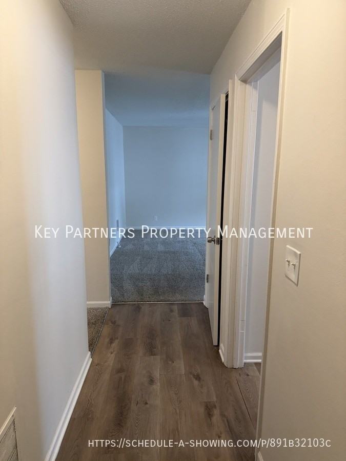 8833 Glenwood Ct #18 - Photo 3 of 18