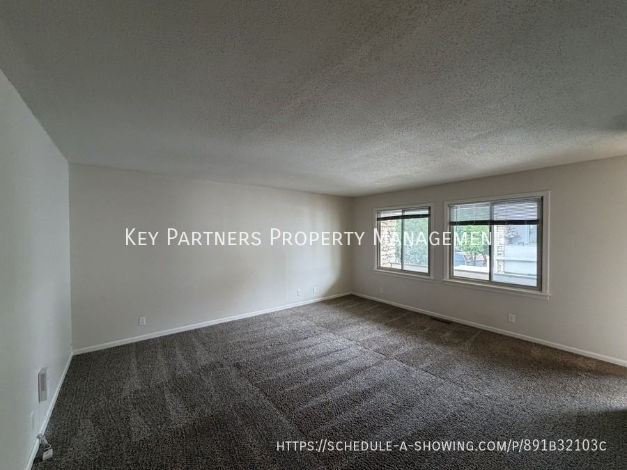 8833 Glenwood Ct #18 - Photo 4 of 18